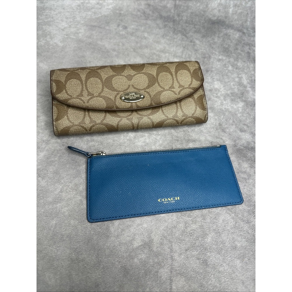 Coach Signature Brown Wallet‎ Blue Lined With zipper Pouch
